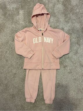 Girls Size Medium 6-7 Old Navy Pale Pink Hoodie and Jogger Set
